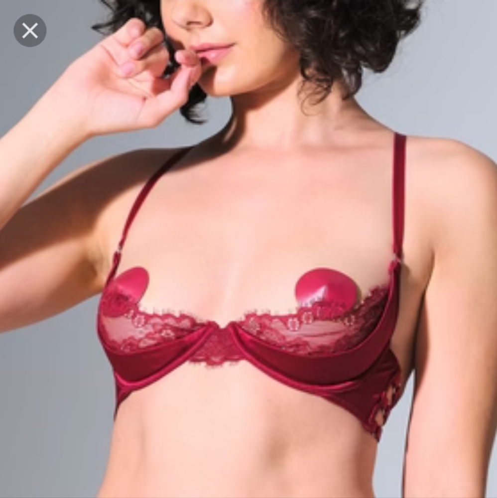 Thistle and Spire Ceres Open Cup Bra Large-Ruby